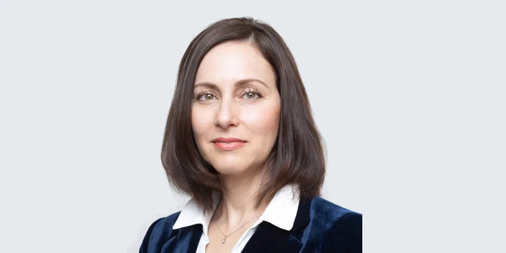 Arbitra amplía su alcance global con la incorporación de Elina Mereminskaya