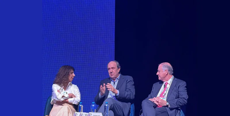 Nando Parrado, superviviente de la tragedia de los Andes, en la Conferencia de la IBA en Mexico