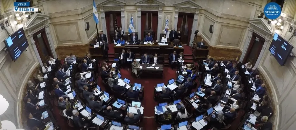 Noticias de Iberoamérica: Senado argentino aprueba "Ley de Bases" de Milei, maestros paran contra ley de educación en Colombia, Brasil invertirá en universidades